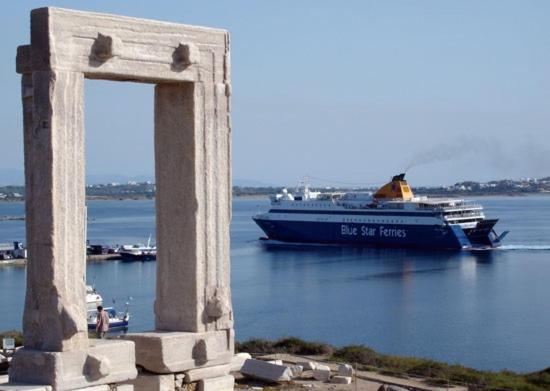 Gatis Place Naxos City Exterior photo